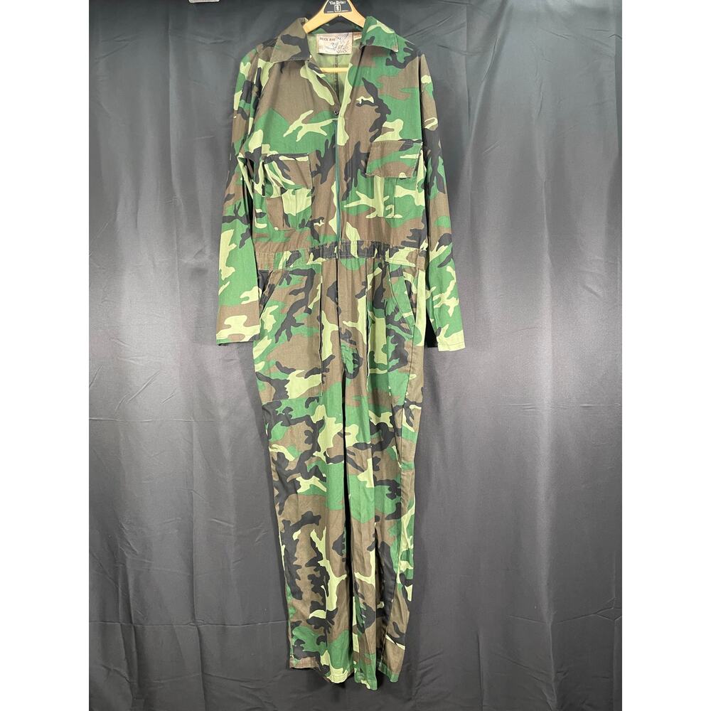 Vintage Duck Bay Men's Hunting Coveralls, Green Camo, Zip Up, Pockets, Medium
